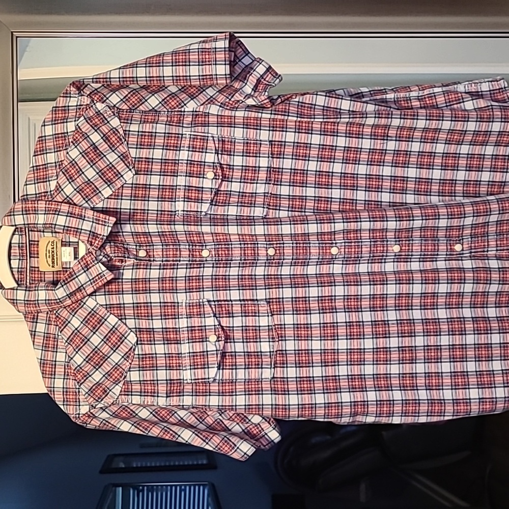 ROEBUCK & CO. MENS BIG AND TALL SHORT SLEEVE FRONT SNAP RED PLAID SHIRT SIZE XXL